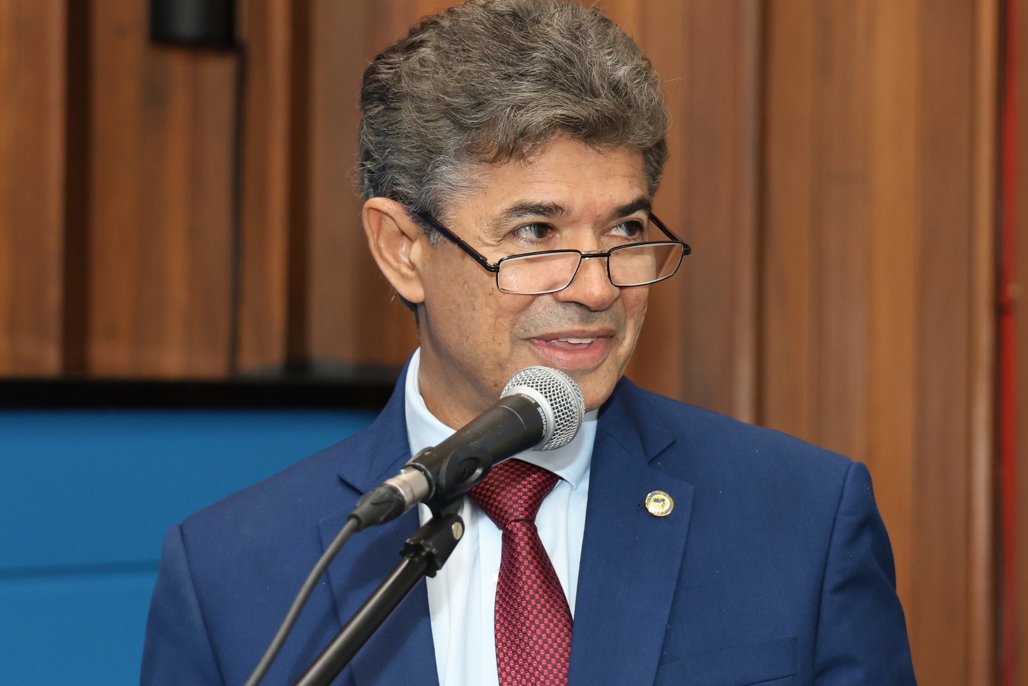 ALEMS cria medalha para homenagear oftalmologistas em MS