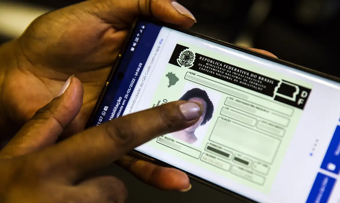 Entidades médicas reagem a proposta sobre renovação automática da CNH