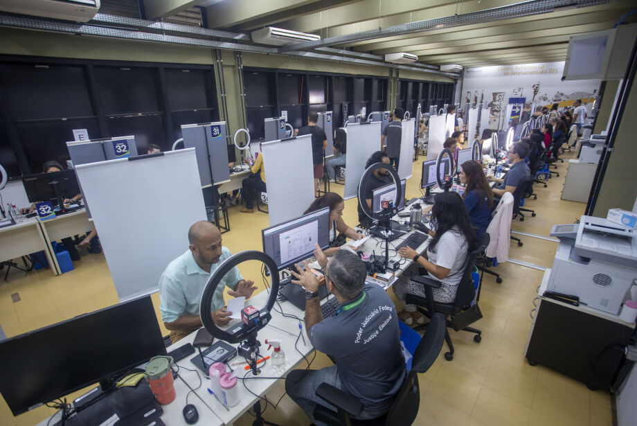 Mais de 76 mil eleitores ainda precisam regularizar título em MS