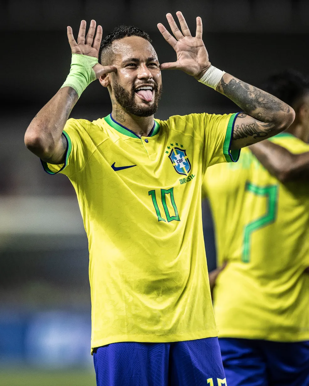 Neymar vai à quarta Copa e entra em lista histórica do Brasil