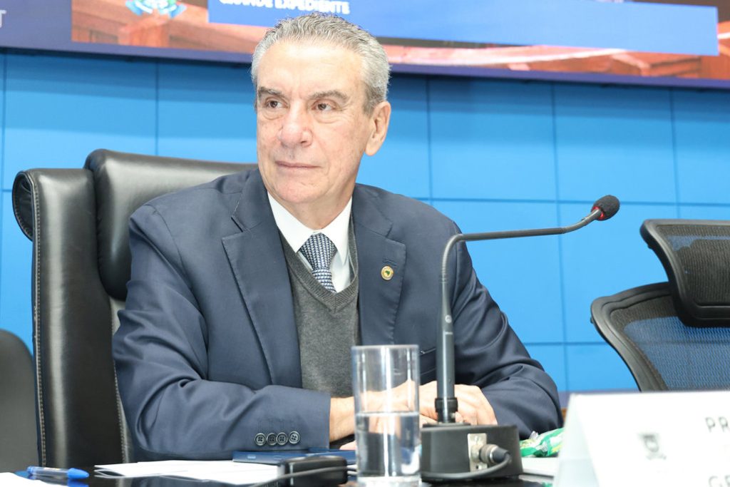 Paulo Corrêa elogiou a atuação de Zé Teixeira a frente da 1ª secretaria Foto: Wagner Guimarães