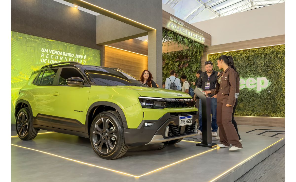 Jeep apresenta novo Avenger em festival de inovação em São Paulo