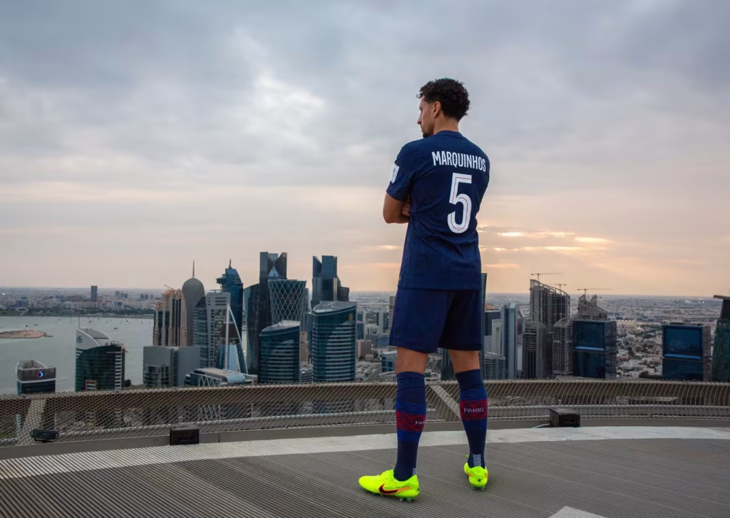 Capitão do PSG, Marquinhos tenta defender título europeu em Budapeste - Foto: Fifa