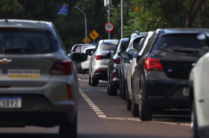 Irregularidades podem bloquear documento de veículos em MS