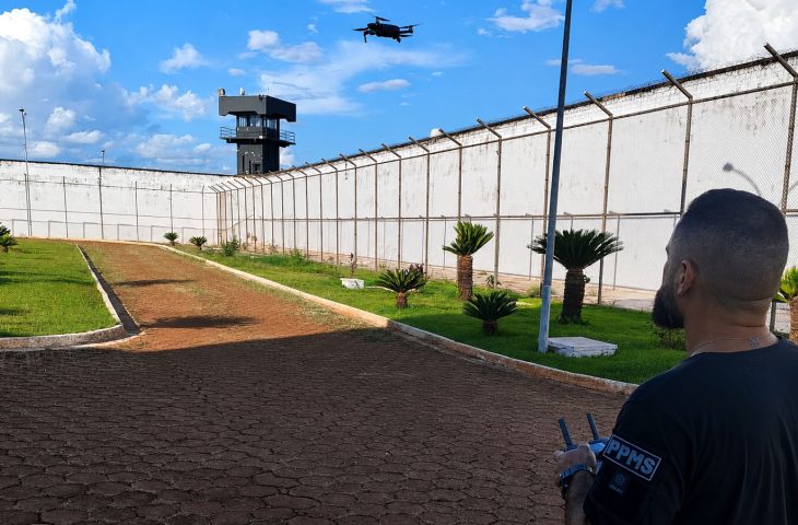 Polícia Penal utiliza drones para ampliar a vigilância na Penitenciária de Dourados