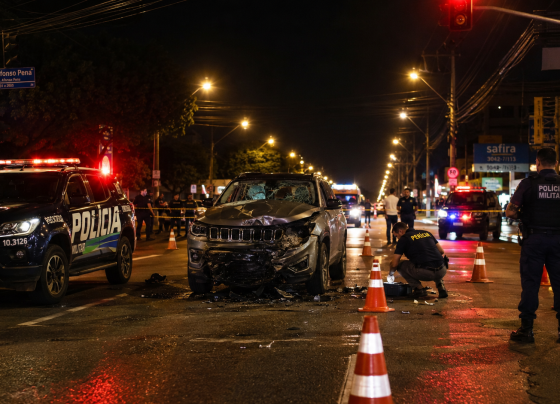Ciclista morreu após ser atingido por Jeep em cruzamento de Campo Grande - Foto: Gerada por IA