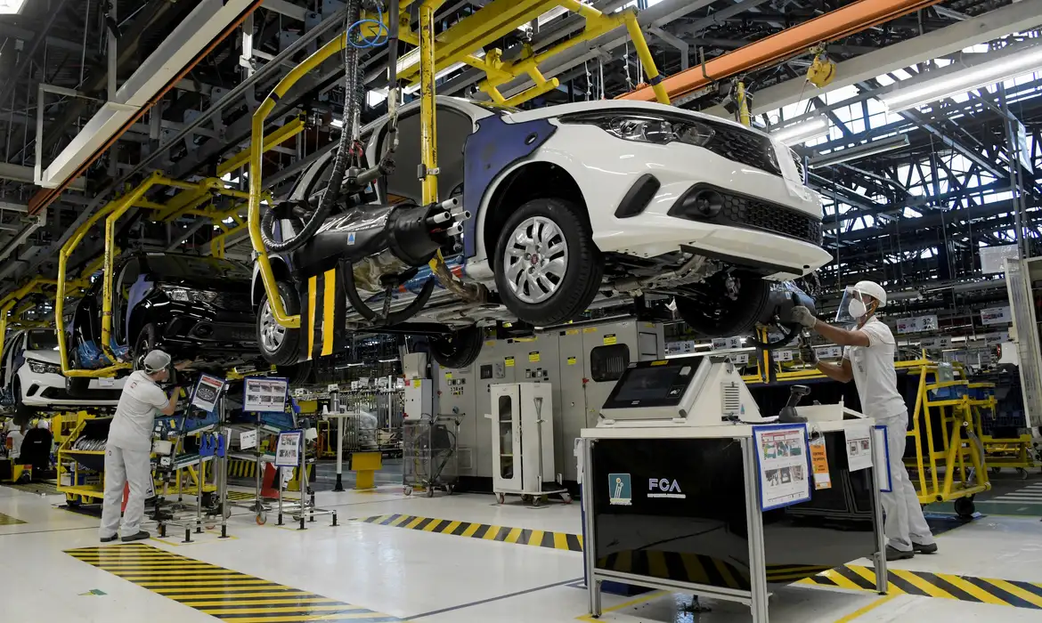 Produção de veículos cresce 7,1% e supera ritmo de 2025