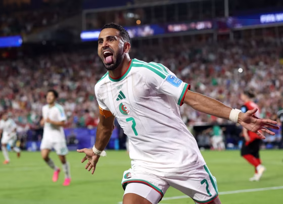 Capitão argelino foi decisivo em noite histórica para a Argélia na Copa do Mundo - Foto: Fifa