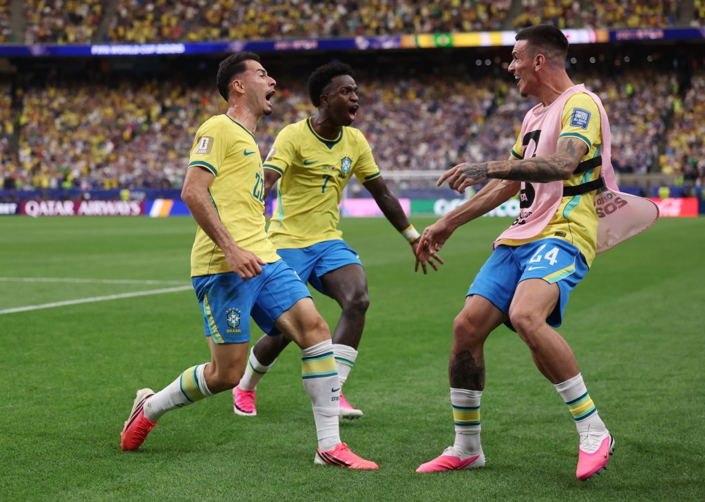Martinelli saiu do banco e decidiu a classificação brasileira nos acréscimos - Foto: Fifa