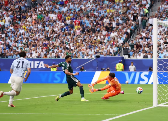 Arábia Saudita abriu o placar com Alamri, mas não conseguiu sustentar a vantagem - Foto: FIFA