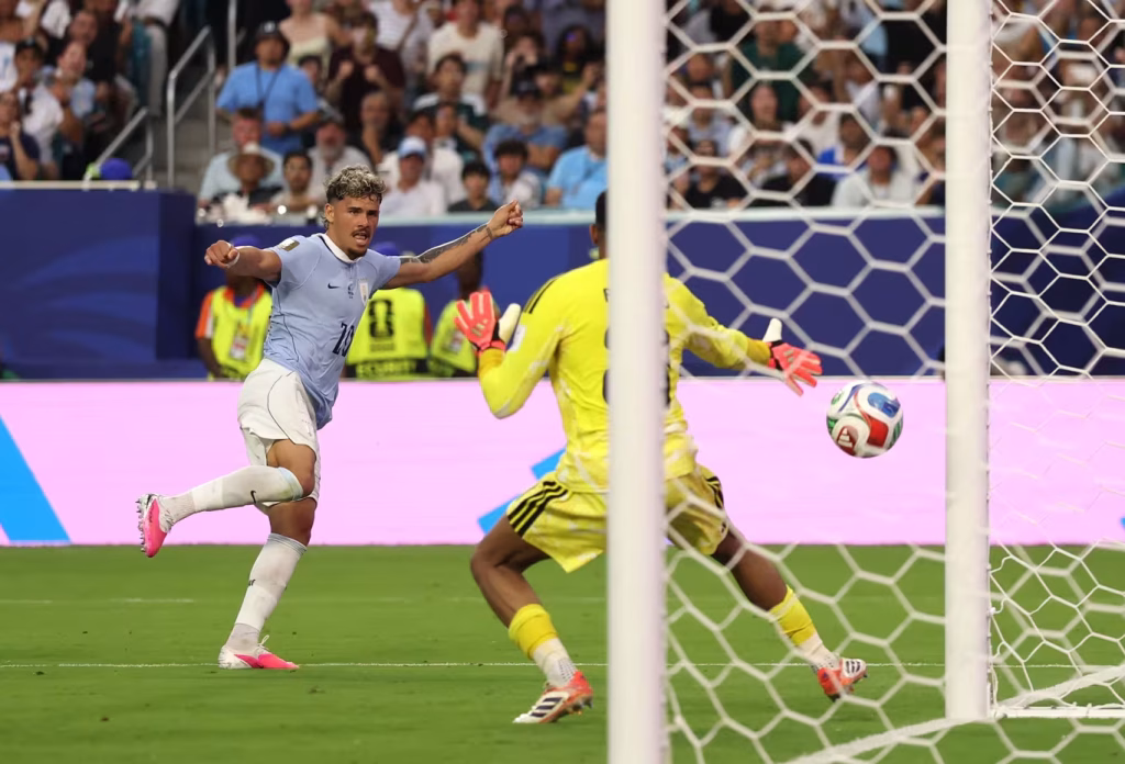Uruguai reagiu no segundo tempo e evitou derrota para a Arábia Saudita na estreia - Foto: FIFA