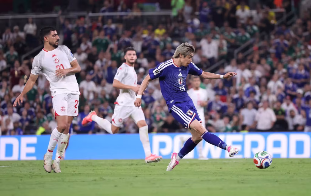 Japão dominou a Tunísia e conquistou a primeira vitória na Copa de 2026 - Foto: Hector Vivas/FIFA via Getty Images