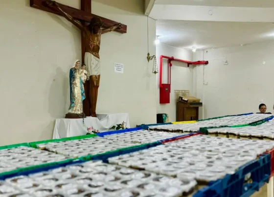 Produção de 20 mil bolos de Santo Antônio atrai fiéis de diversas cidades - Foto: Marcos Ermínio