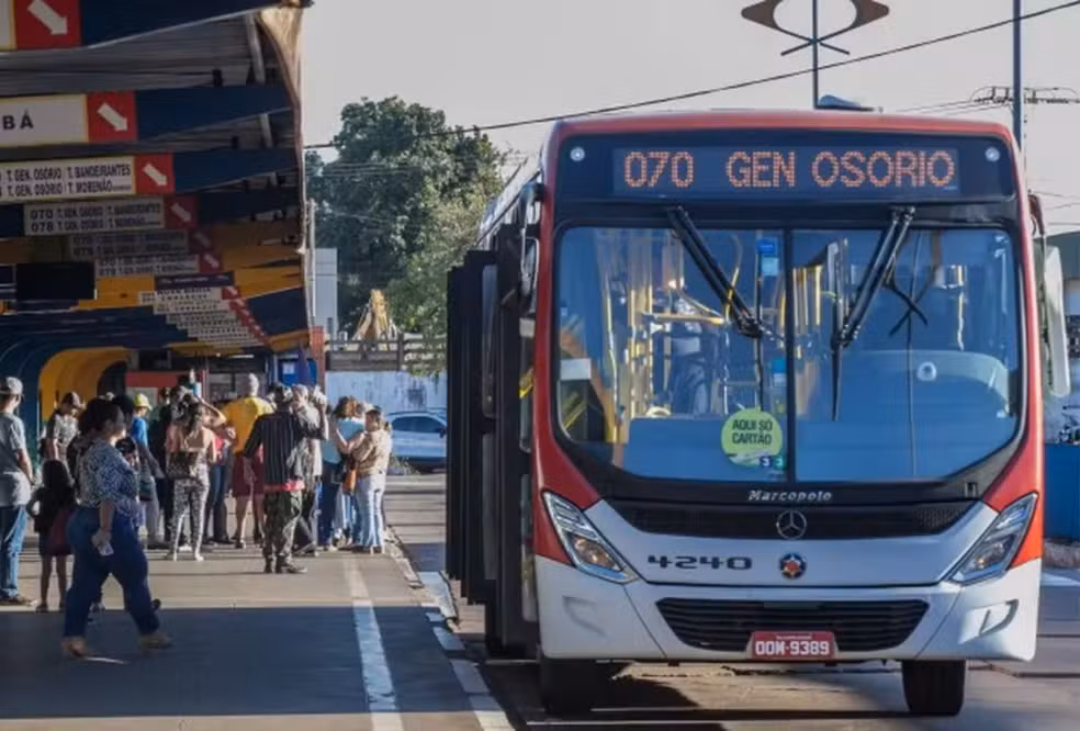Comissão aponta milhares de irregularidades e recomenda intervenção administrativa no transporte público
