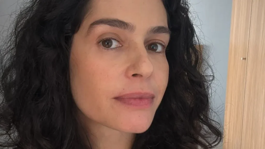 Maria Flor relembrou o fim de um relacionamento durante o podcast que apresenta com o marido - Foto: Reprodução/Instagram