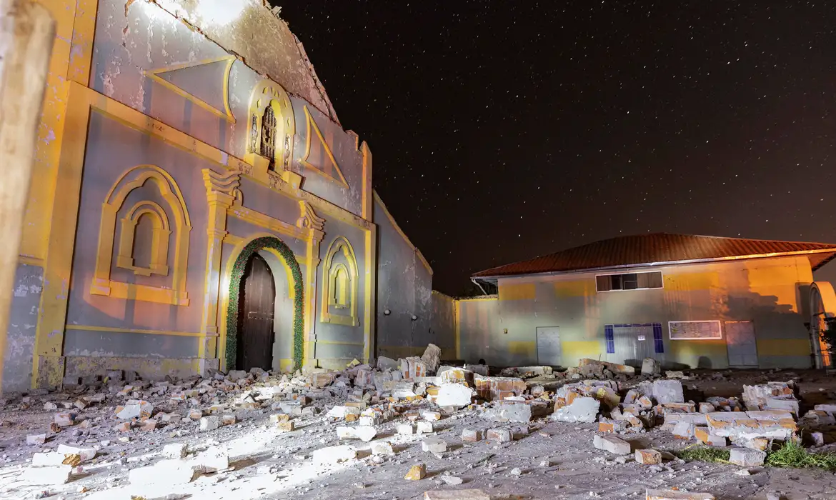 Terremotos deixam seis mortos e mais de 30 feridos no Peru