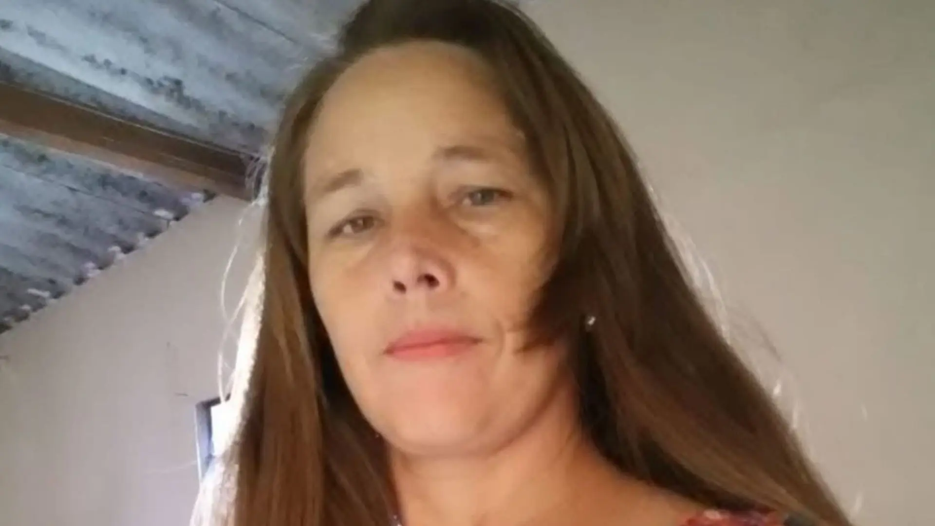 Mulher morre após ser esfaqueada 14 vezes pelo ex em Água Clara