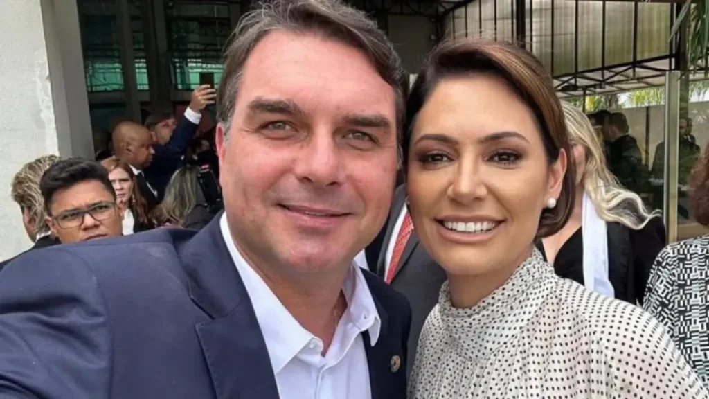 Michelle Bolsonaro ainda não definiu como participará da campanha presidencial de Flávio - Foto: Reprodução/Redes sociais