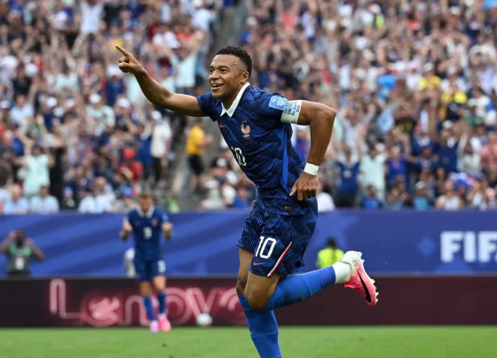 Mbappé lidera a França no confronto contra a atual campeã europeia em Dallas - Foto: Fifa