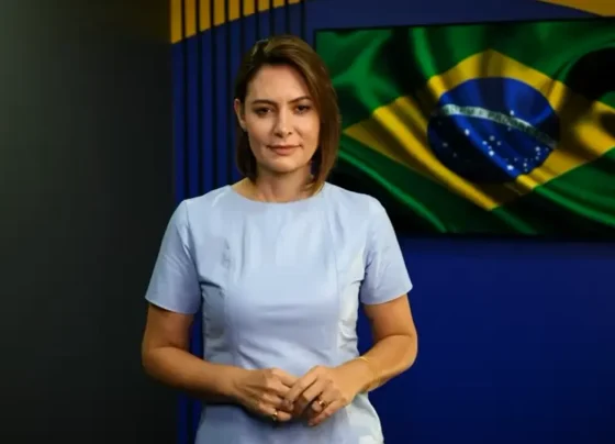 Michelle Bolsonaro declarou apoio à candidatura de Flávio em vídeo exibido na convenção do PL - Foto: Reprodução
