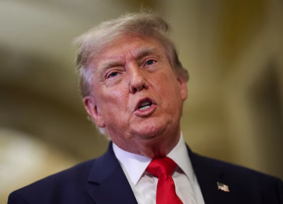 Presidente americano afirmou que considera encerrada a trégua com Teerã - Foto: Kevin Dietsch/AFP
