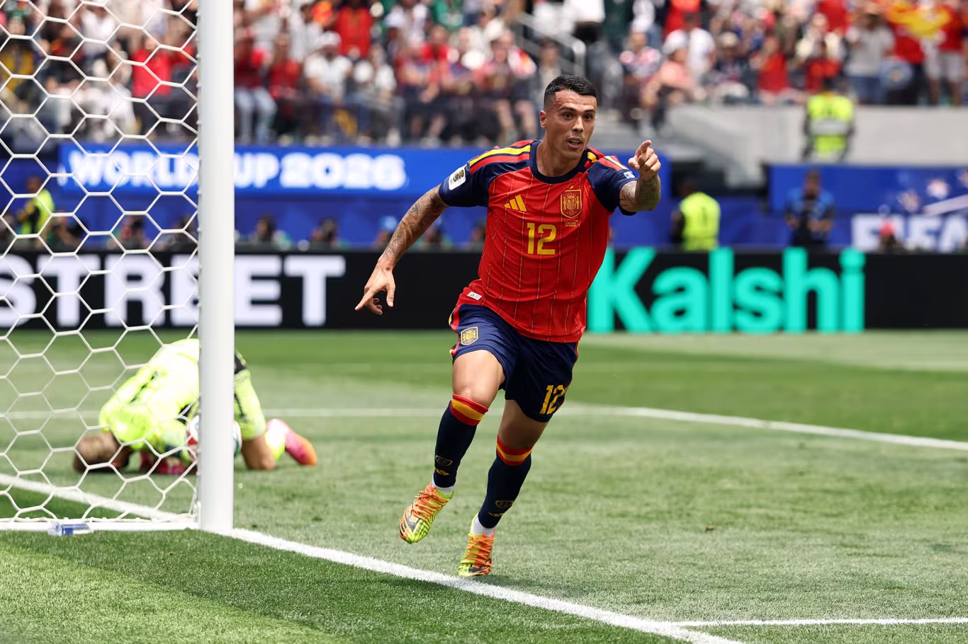 Espanha goleia Áustria e encerra jejum em mata-mata