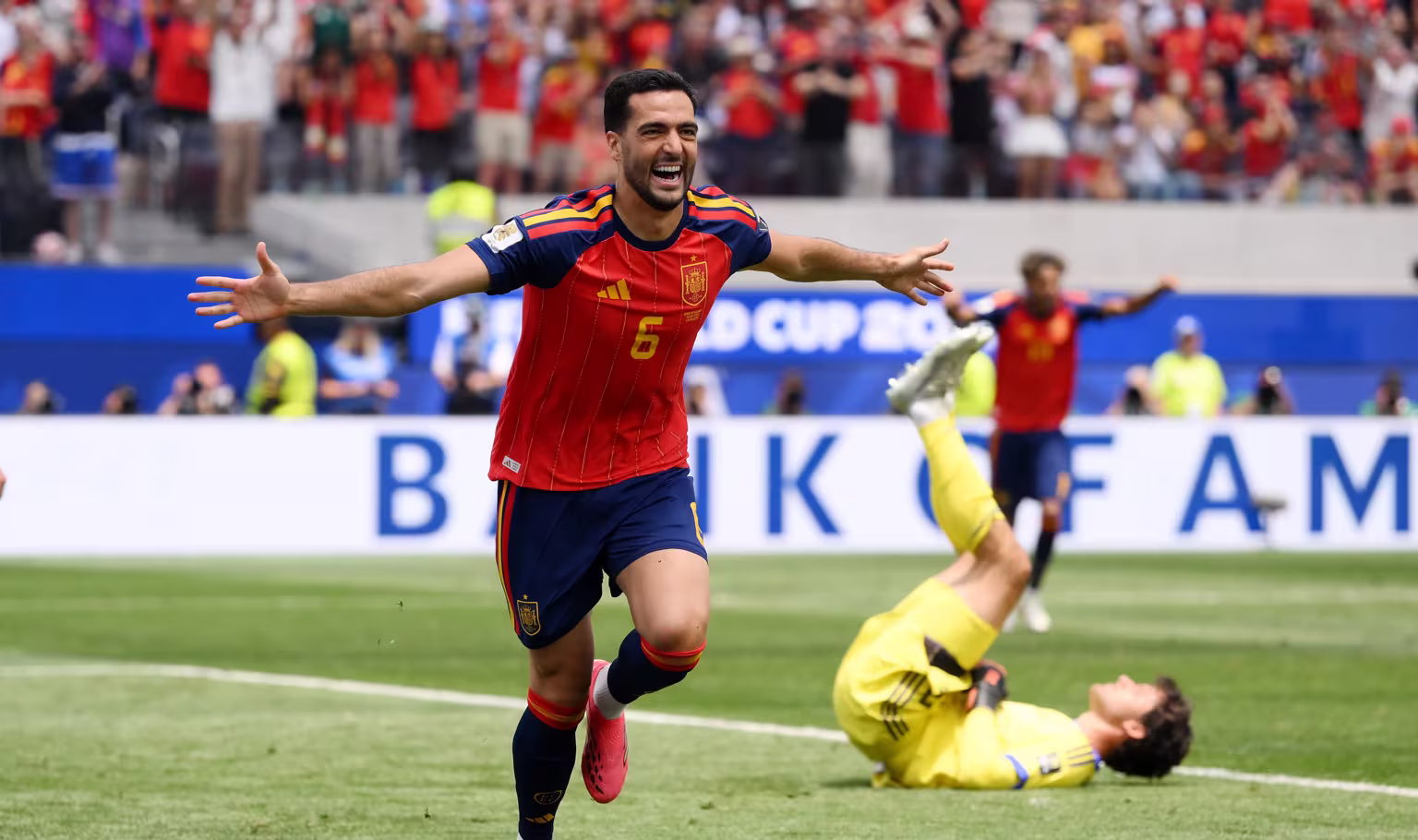 Espanha bate Bélgica no fim e pega França na semifinal