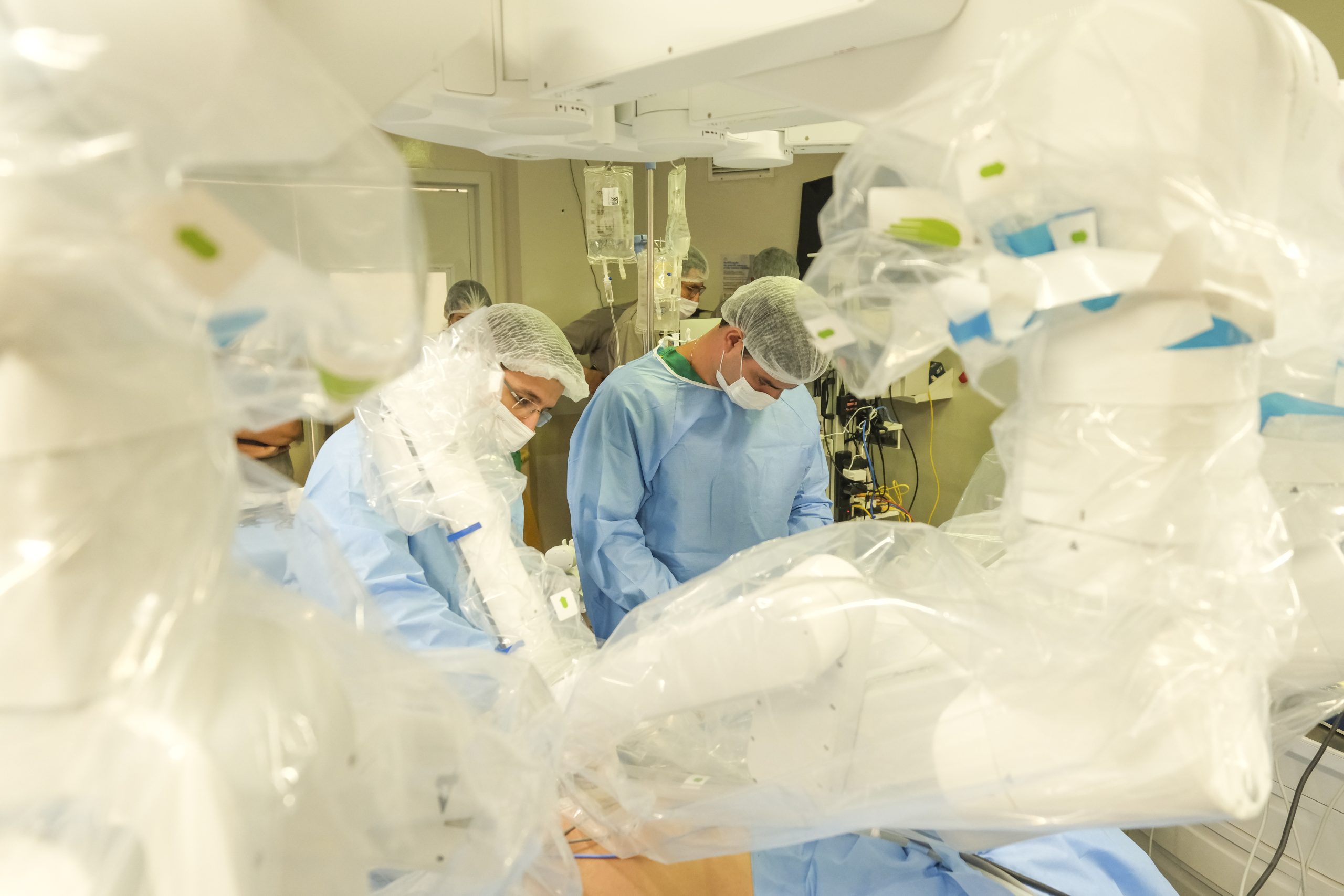 Paciente com Parkinson recebe alta em 24 horas após cirurgia renal