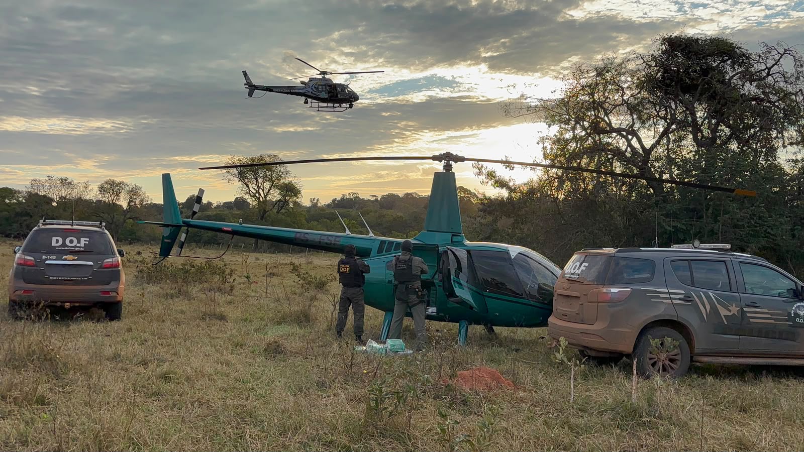 Helicóptero com 345 quilos de cocaína é interceptado em Campo Grande