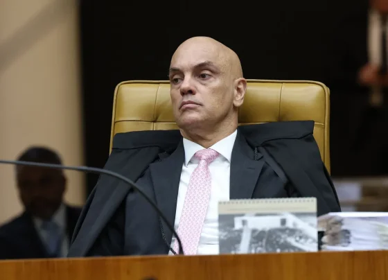 Alexandre de Moraes deu 48 horas para a defesa de Jair Bolsonaro prestar esclarecimentos - Foto: Luiz Silveira/STF