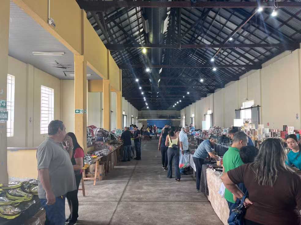 Bazar vende produtos da Receita Federal com até 50% de desconto