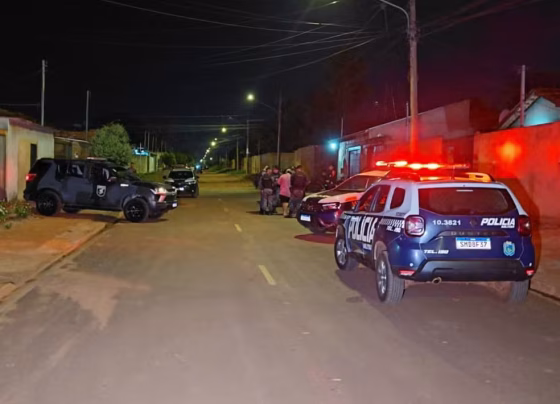 Homem de 46 anos foi baleado na cabeça dentro de casa em Campo Grande - Foto: José Aparecido