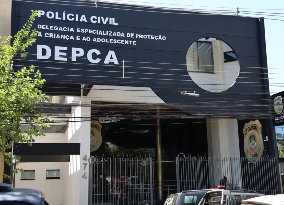 Suspeito foi levado para a delegacia especializada após ser preso em Campo Grande - Foto: Polícia Civil