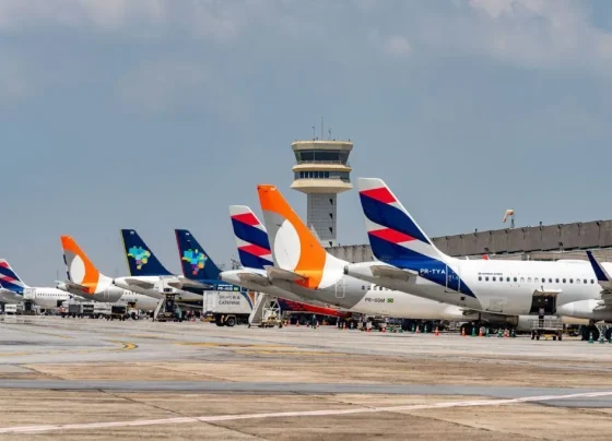 Preço médio das passagens domésticas caiu 5,2% em julho e chegou a R$ 703,47 - Foto: Aena/Divulgação