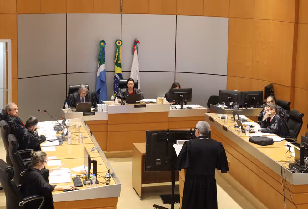 Mulher é condenada a pagar R$ 5 mil após agressão com garrafa térmica em MS
