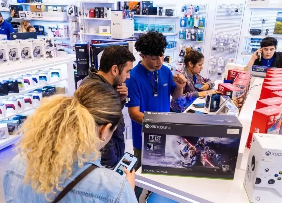 Cellshop está entre as redes paraguaias que passaram a fazer entregas no Brasil pelos Correios - Foto: Cellshop/Facebook/Reprodução