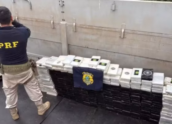 PRF apreendeu 420 quilos de cocaína durante abordagem na região de Ponta Porã - Foto: PRF/Reprodução