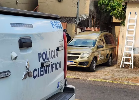 Adriele dos Santos foi encontrada morta dentro de uma residência no bairro Santo Antônio - Foto: Divulgação