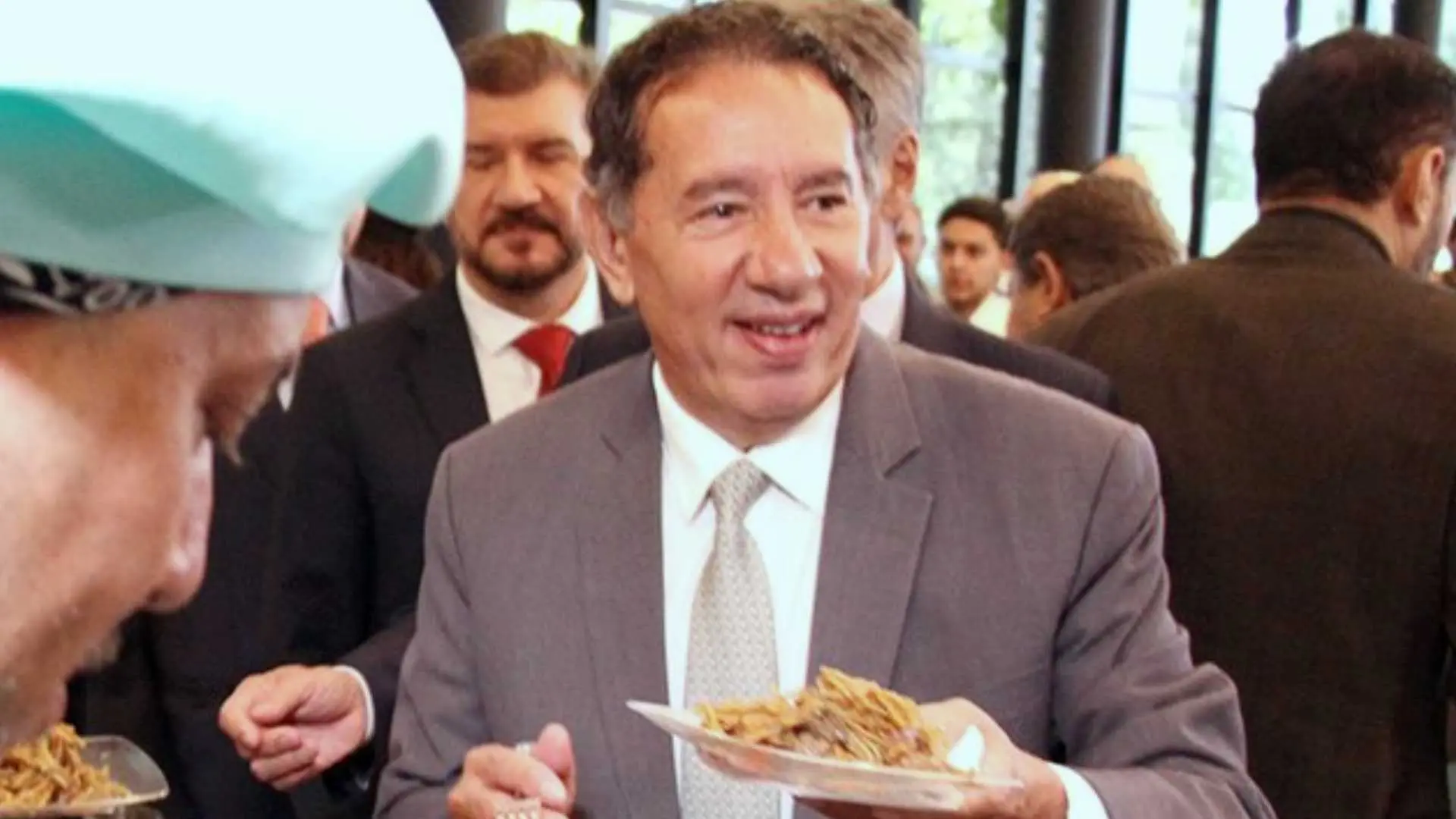 Licitação de R$ 618 mil para café de deputados segue sem resultado público na Alems