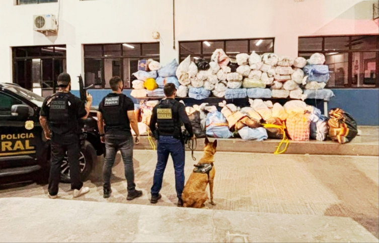 PF apreende mais de uma tonelada de drogas em Corumbá e prende três