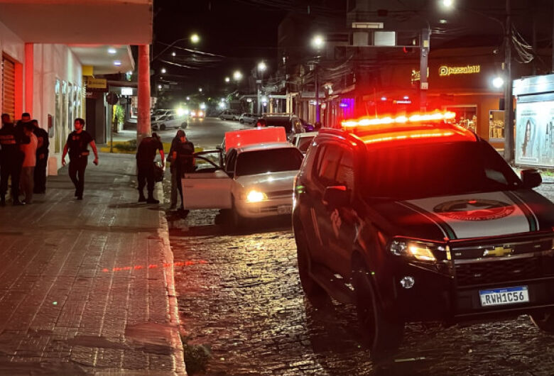 Quatro bolivianos são presos com quase 5 kg de drogas sintéticas em MS