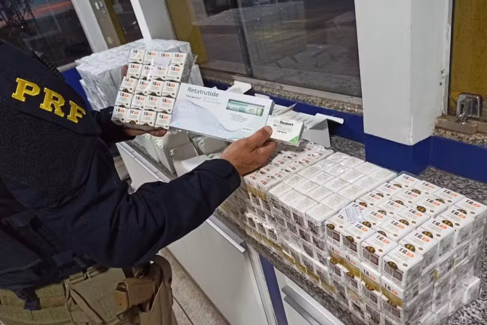PRF apreende quase 2 mil produtos de beleza e emagrecimento em MS