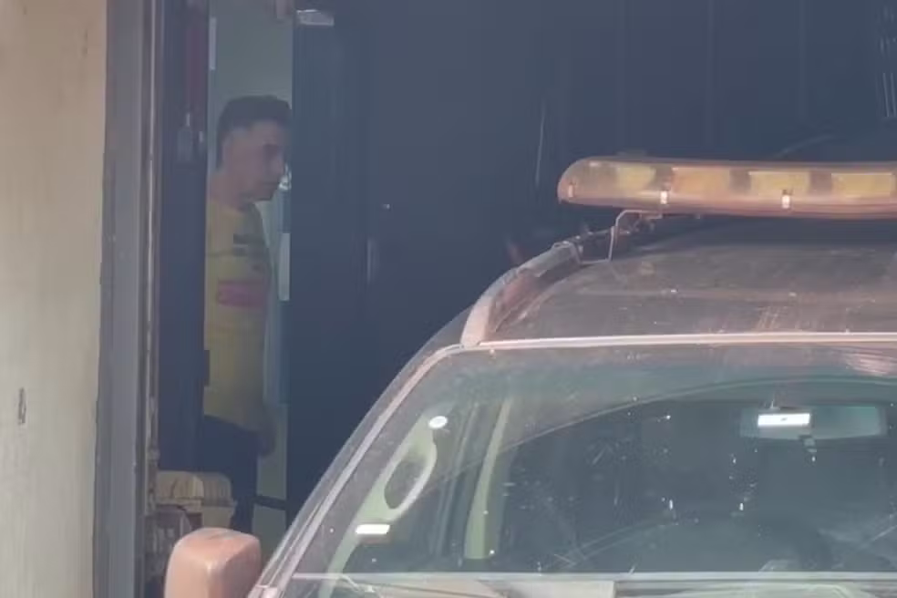 Neno Razuk chega a presídio de Campo Grande após prisão na Bolívia