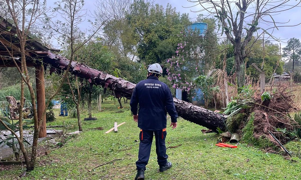 MS e três regiões têm alerta para tempestades e vendavais