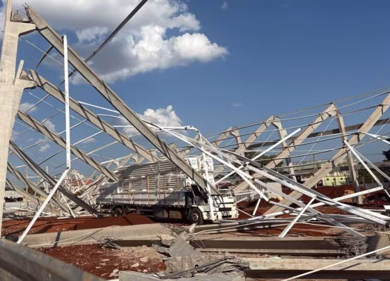 Estrutura desabou durante obra de supermercado no bairro Aero Rancho e matou dois trabalhadores - Foto: Diogo Nolasco