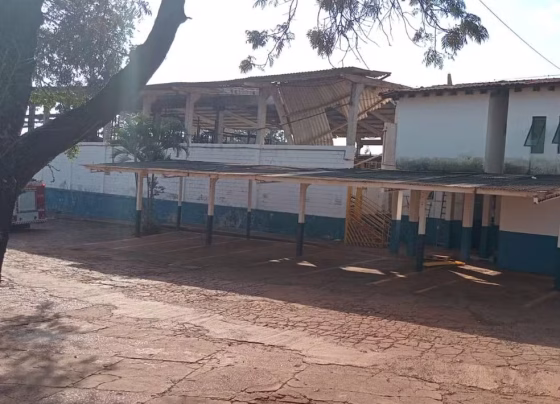 Galpão de curtume desabou novamente e deixou seis trabalhadores feridos em Dourados - Foto: Gessé Lopez