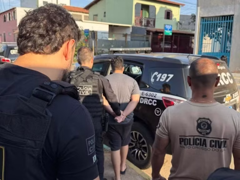 Polícia realizou a segunda fase da Operação Lívia para investigar grupos virtuais que aliciavam adolescentes - Foto: Divulgação