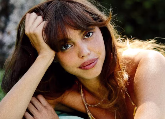 Cantora sul-mato-grossense Dora Sanches foi indicada ao Grammy Latino 2026 - Foto: Divulgação