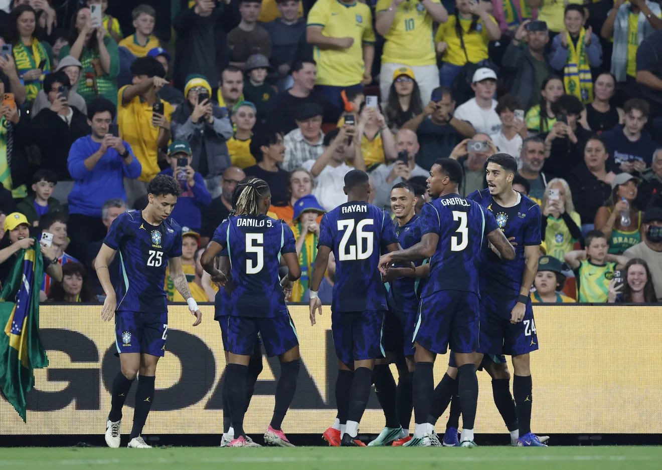 Brasil vence Austrália por 4 a 2 em amistoso na Austrália