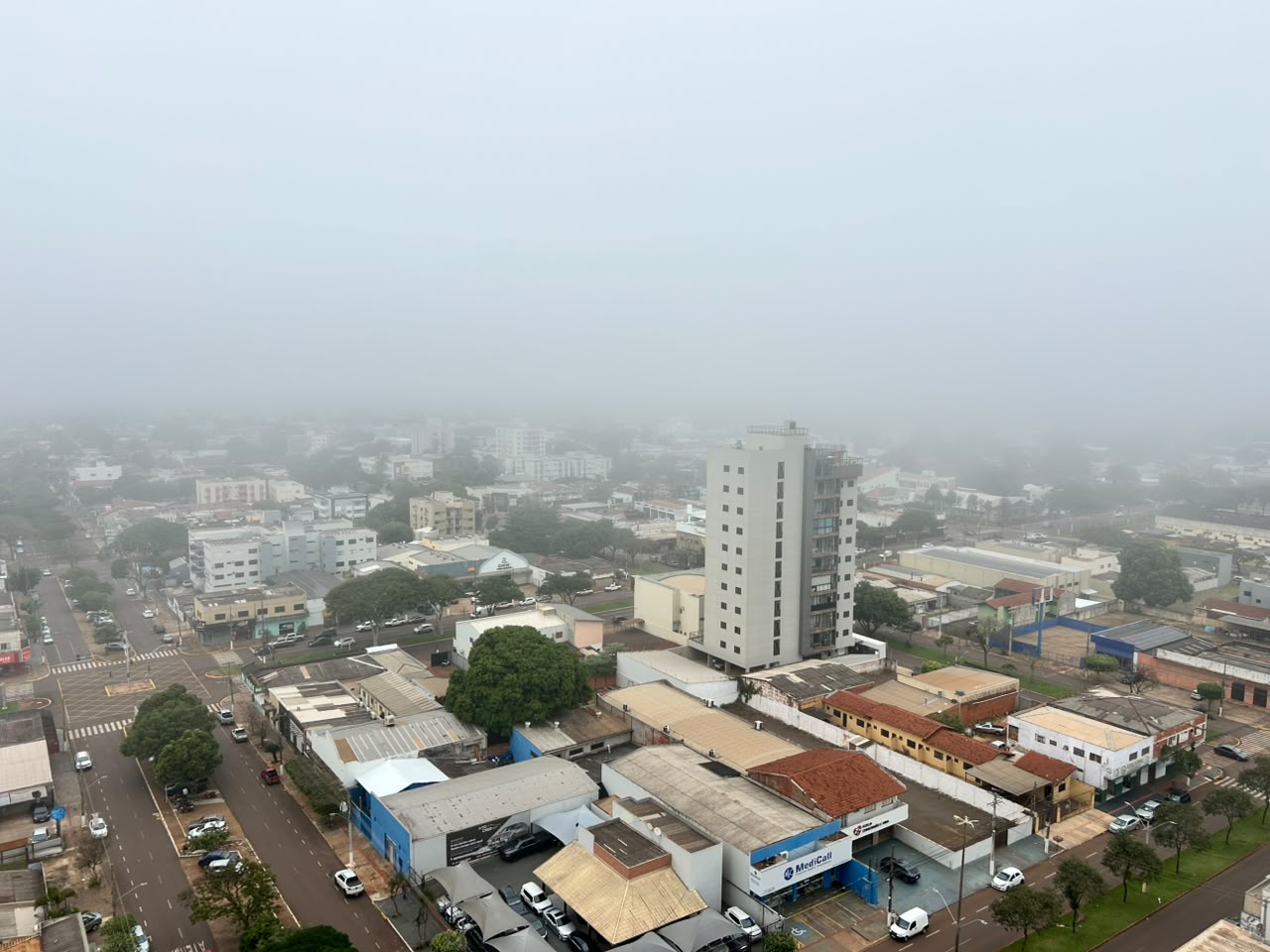 Campo Grande tem alerta para tempestades com chuva forte e ventos intensos